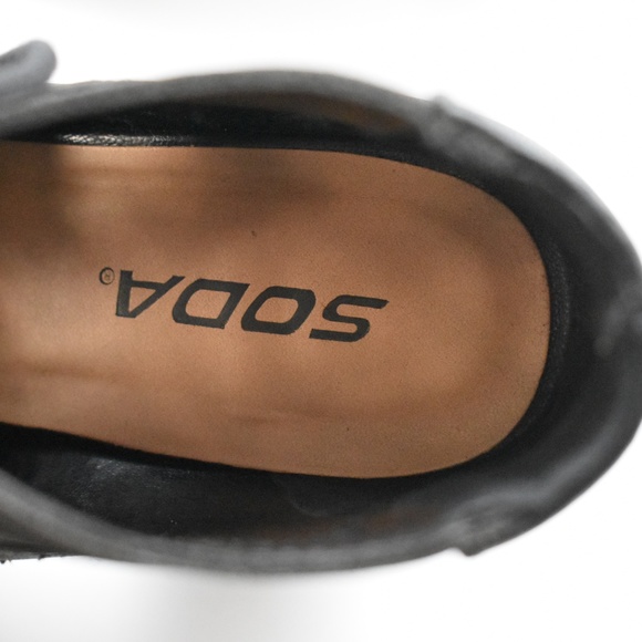 Heels - Picture 2 of 3